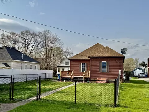 Exterior - 223 E 2nd St, Oglesby, IL 61348 photo 1 of 4