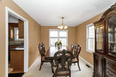 2687 Kettlehook Dr, Elgin, IL 60124 photo 6