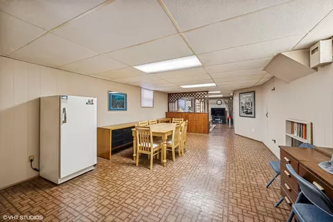 Dining - 1000 Lathrop Ave, Forest Park, IL 60130 photo 2 of 2