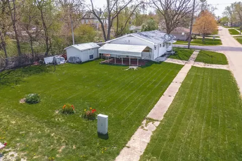 101 N Chatham St, Danvers, IL 61732 photo 11