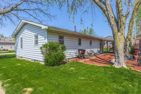 101 N Chatham St, Danvers, IL 61732 photo 35