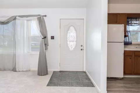 101 N Chatham St, Danvers, IL 61732 photo 12