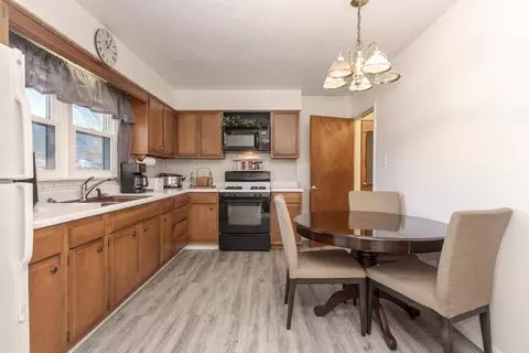 101 N Chatham St, Danvers, IL 61732 photo 15