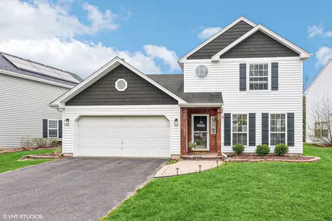 2421 Deerfield Dr, Aurora, IL 60506