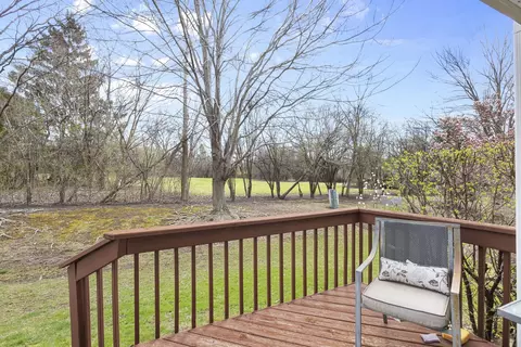 Exterior - 347 Cimarron Rd E, Lombard, IL 60148 photo 5 of 5