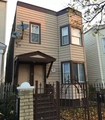 3552 W Palmer St, Chicago, IL 60647