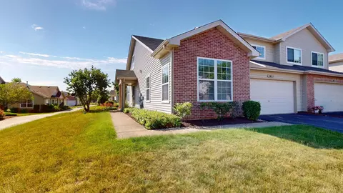 341 Capitol Dr #D, Sugar Grove, IL 60554
