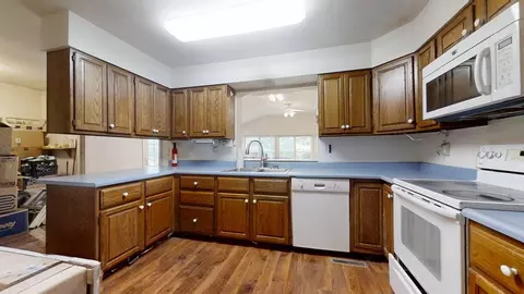 Kitchen - 917 S Linden St, Normal, IL 61761 photo 4 of 4