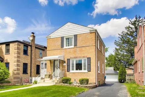 7830 W Berwyn Ave, Chicago, IL 60656