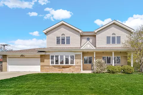 410 Dorothy Dr, Des Plaines, IL 60016