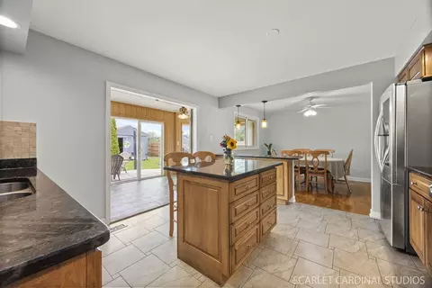 2288 Westminster St, Wheaton, IL 60189 photo 13