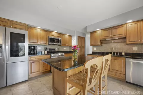 2288 Westminster St, Wheaton, IL 60189 photo 11