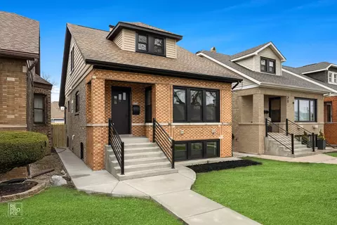2625 N Mango Ave, Chicago, IL 60639