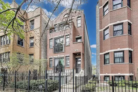 3626 N Damen Ave #2, Chicago, IL 60618