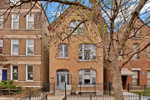 2246 W Palmer St, Chicago, IL 60647