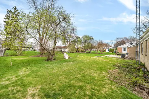 Exterior - 1650 E Clark St, Diamond, IL 60416 photo 3 of 6