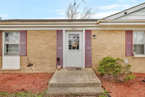 Exterior - 1650 E Clark St, Diamond, IL 60416 photo 2 of 6
