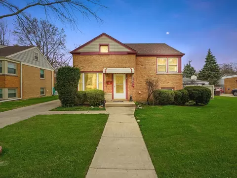 8909 Austin Ave, Morton Grove, IL 60053