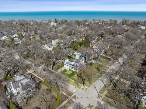 577 Ash St, Winnetka, IL 60093 photo 4