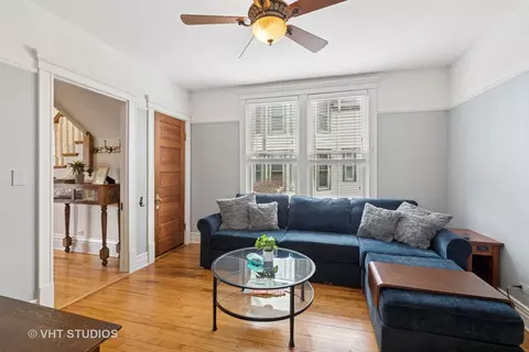 Living - 321 E Union Ave, Wheaton, IL 60187 photo 4 of 4