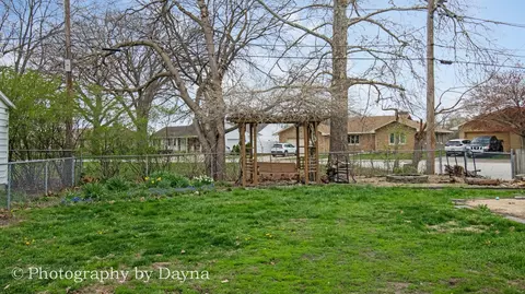 Exterior - 595 W Water St, Kankakee, IL 60901 photo 5 of 5