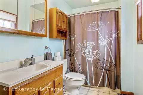 Bath - 595 W Water St, Kankakee, IL 60901 photo 1 of 2