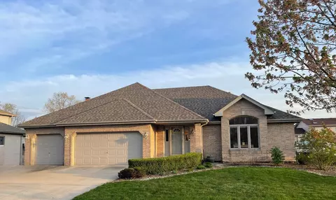 19522 Southfield Ln, Tinley Park, IL 60487