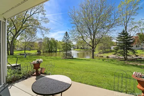 718 Dorset Cir, Wheeling, IL 60090 photo 19