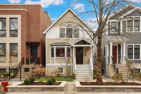 3727 N Paulina St, Chicago, IL 60613