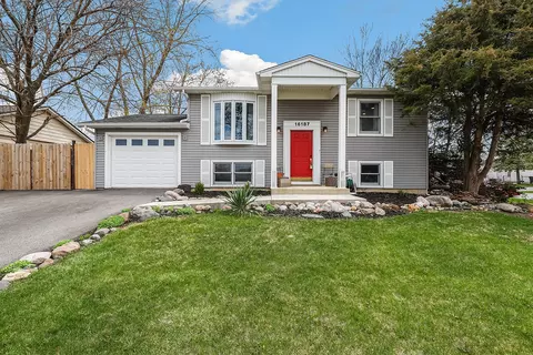 16187 92nd Ave, Orland Hills, IL 60487