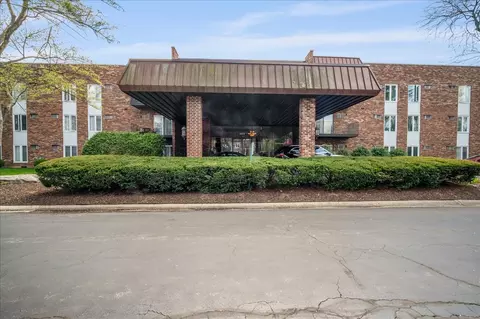 1053 W Ogden Ave #350, Naperville, IL 60563