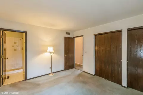 682 W Main St, Cary, IL 60013 photo 9