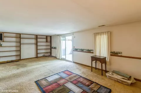 682 W Main St, Cary, IL 60013 photo 13