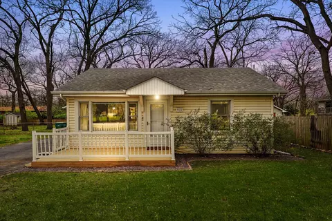 501 Helene St, Shorewood, IL 60404