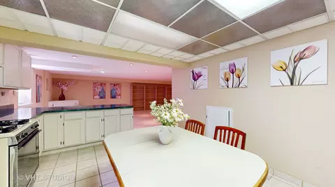 Kitchen - 811 Commons Rd, Naperville, IL 60563 photo 7 of 7
