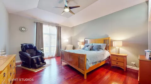 Bedroom - 811 Commons Rd, Naperville, IL 60563 photo 1 of 6