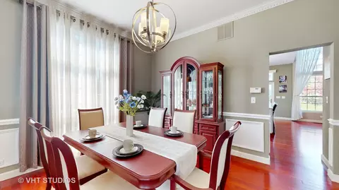 Dining - 811 Commons Rd, Naperville, IL 60563 photo 3 of 3