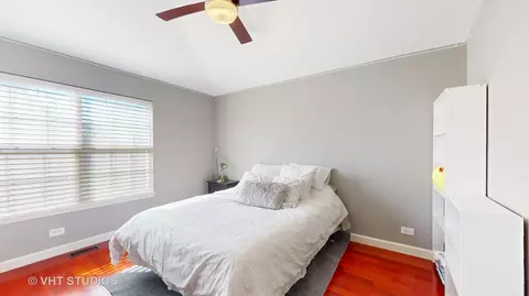 Bedroom - 811 Commons Rd, Naperville, IL 60563 photo 5 of 6