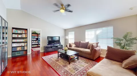 Other - 811 Commons Rd, Naperville, IL 60563 photo 4 of 16