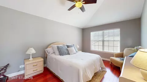 Bedroom - 811 Commons Rd, Naperville, IL 60563 photo 3 of 6