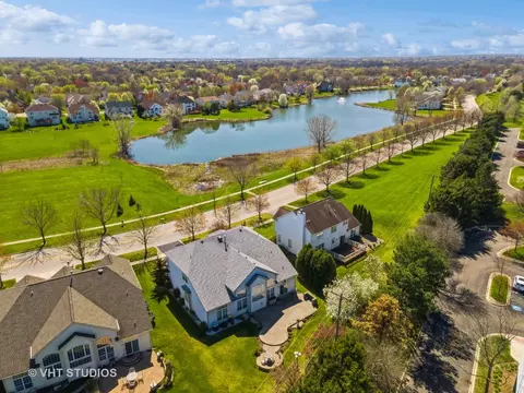 View/Area - 811 Commons Rd, Naperville, IL 60563 photo 1 of 7