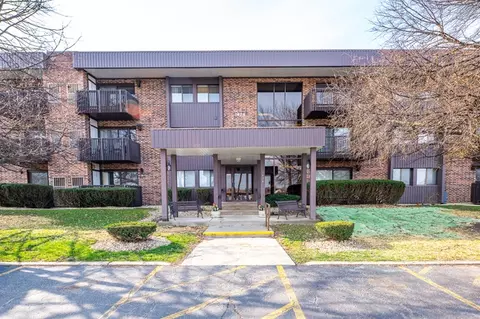 1424 Woodbridge Rd #3D, Joliet, IL 60436