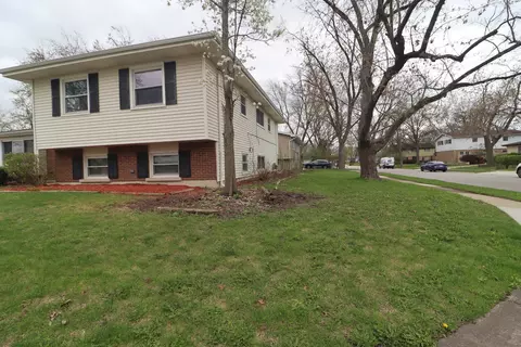 464 Springfield St, Park Forest, IL 60466 photo 2