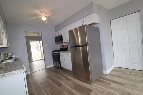464 Springfield St, Park Forest, IL 60466 photo 5
