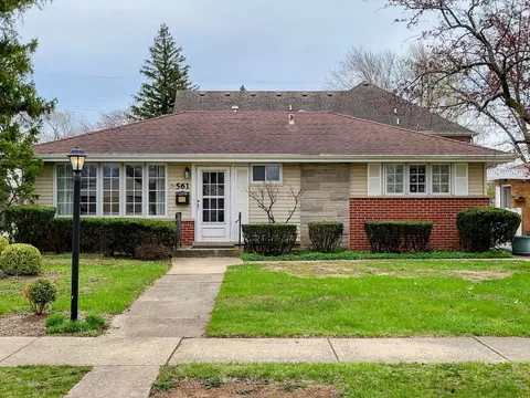 15 W561 Victory Pkwy, Elmhurst, IL 60126