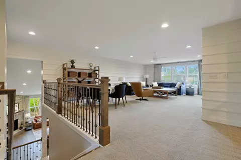 Entry Way - 11 Somerset Cir, Wheaton, IL 60189 photo 4 of 4