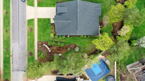 View/Area - 11 Somerset Cir, Wheaton, IL 60189 photo 4 of 5