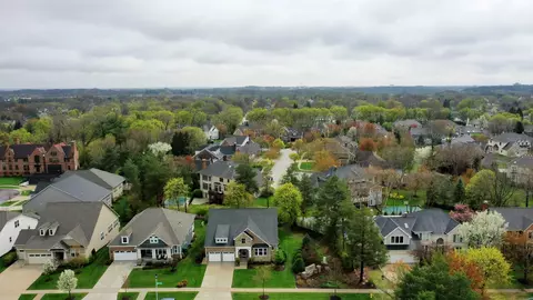 View/Area - 11 Somerset Cir, Wheaton, IL 60189 photo 1 of 5
