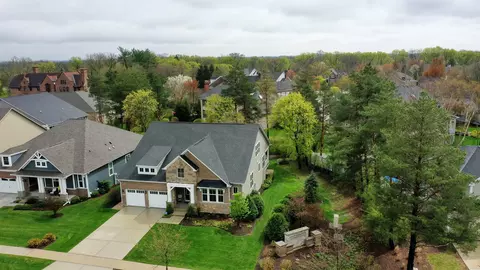 View/Area - 11 Somerset Cir, Wheaton, IL 60189 photo 2 of 5