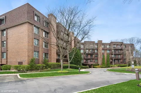 1175 Lake Cook Rd #410, Northbrook, IL 60062